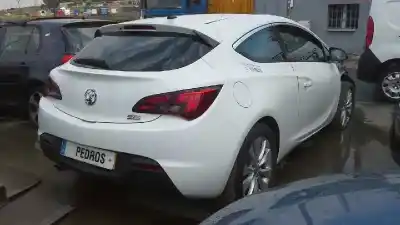 Veículo de Sucata opel astra j gtc sportive do ano 2014 alimentado a20dth