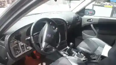 Здавання транспортного засобу saab 9-5 familiar 2.0 t vector року 2005 потужний 