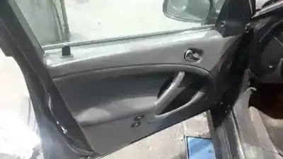 Здавання транспортного засобу saab 9-5 familiar 2.0 t vector року 2005 потужний 