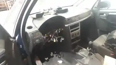 Veículo de Sucata opel meriva 1.6 16v do ano 2004 alimentado z16xe