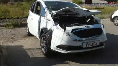 Sloopvoertuig kia venga drive van het jaar 2016 aangedreven d4fb