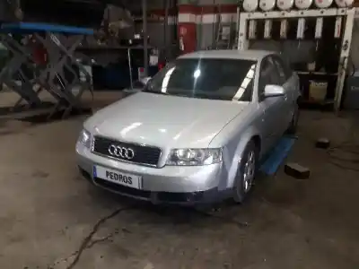 Scrapping Vehicle AUDI A4 BERLINA (8E) 2.0 20V CAT (ALT) of the year 2001 powered ALT