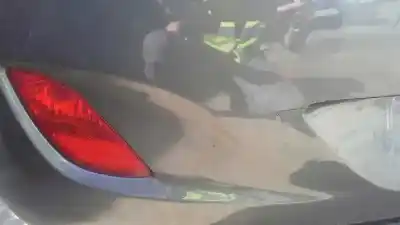 Veículo de Sucata hyundai i30 (gd) trend do ano 2013 alimentado d4fb