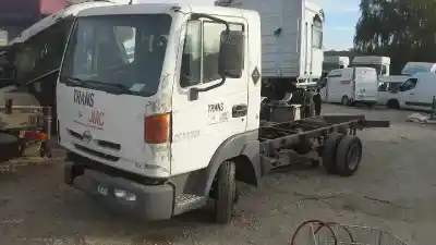 Veicolo di demolizione NISSAN ATLEON 120 ATLEON 120 dell'anno 2003 alimentato BD30