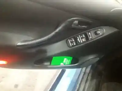 Здавання транспортного засобу seat toledo (1m2) select року 2000 потужний ahf