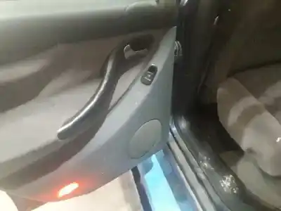 Здавання транспортного засобу seat toledo (1m2) select року 2000 потужний ahf