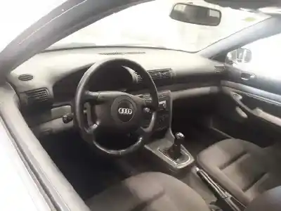 Vehículo de desguace audi a4 berlina (b5) 1.9 tdi del año 2000 con motor ajm