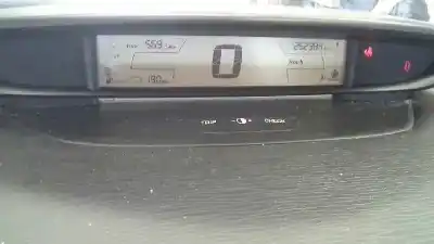 Veicolo di demolizione citroen c4 berlina exclusive dell'anno 2007 alimentato rfjew10a