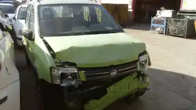 Veículo de Sucata fiat panda (169) básico 4x4 do ano 2006 alimentado 188a4.000