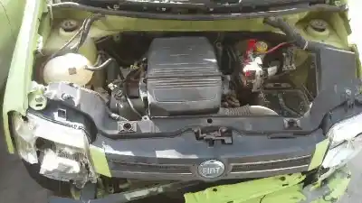 Veículo de Sucata fiat panda (169) básico 4x4 do ano 2006 alimentado 188a4.000