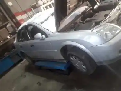 Vehicul casat opel vectra c berlina comfort al anului 2003 alimentat y20dth