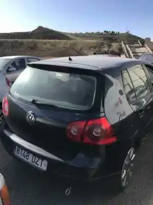 Veículo de Sucata volkswagen golf v berlina (1k1) trendline do ano 2006 alimentado bkc