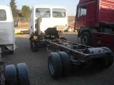 Vehicul casat nissan atleon 35.15 al anului 2000 alimentat 