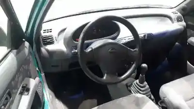 Veículo de Sucata nissan micra (k11) básico (k11) do ano 1997 alimentado 