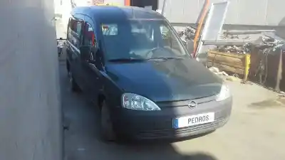 Veicolo di demolizione opel combo tour dell'anno 2002 alimentato y17dt