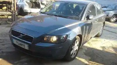 Vehículo de desguace VOLVO S40 BERLINA 2.0 T del año 2004 con motor B4204T