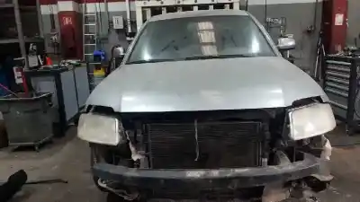 Vehículo de desguace VOLKSWAGEN PASSAT BERLINA (3B3) Advance del año 2002 con motor AVF