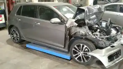 Veículo de Sucata volkswagen golf vii lim. (bq1) sport do ano 2015 alimentado cze