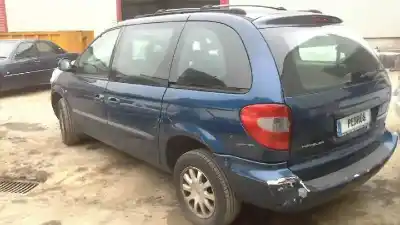 Sloopvoertuig chrysler voyager (rg) 2.4 se van het jaar 2004 aangedreven 