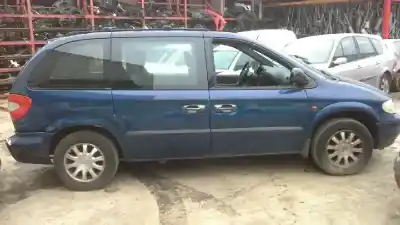 Sloopvoertuig chrysler voyager (rg) 2.4 se van het jaar 2004 aangedreven 