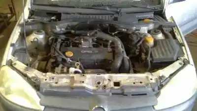 Veículo de Sucata opel combo familiar do ano 2002 alimentado y17dt