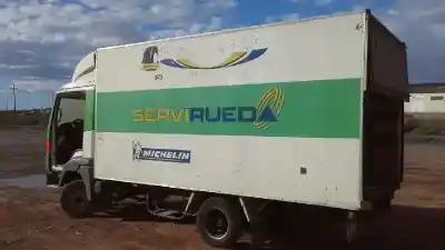 Sloopvoertuig nissan atleon 120 atleon 120 van het jaar 2003 aangedreven bd30