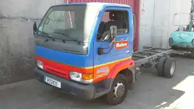 Sloopvoertuig nissan cabstar e basculante tl 110.35 van het jaar 2000 aangedreven bd30
