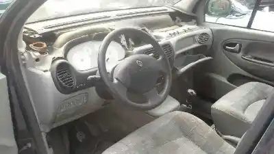 Scrapping Vehicle renault                                            scenic rx4 (ja0)                                                                                                                                                                                                                                           1.9 dci salomon of the year 2002 powered f9q740
