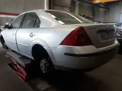 Veículo de Sucata ford mondeo berlina (ge) ghia do ano 2002 alimentado d6ba