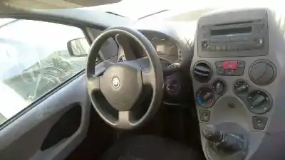 Veicolo di demolizione fiat panda (169) básico 4x4 dell'anno 2006 alimentato 188a4.000