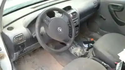 Veicolo di demolizione opel combo familiar dell'anno 2004 alimentato y17dt