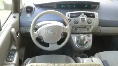 Sloopvoertuig renault scénic ii (jm0/1_) 1.6 (jm0c jm0j jm1b) van het jaar 2003 aangedreven k4m782
