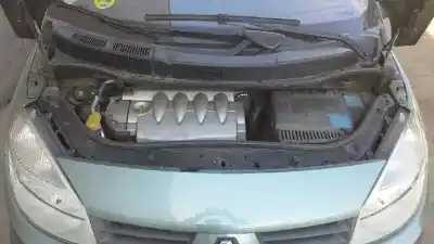Sloopvoertuig renault scénic ii (jm0/1_) 1.6 (jm0c jm0j jm1b) van het jaar 2003 aangedreven k4m782