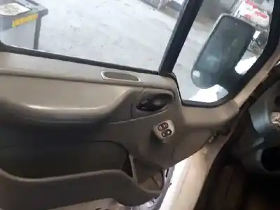 Veículo de Sucata ford transit combi ´06 ft 260 corto do ano 2008 alimentado qvfa