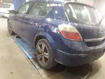 Veículo de Sucata opel astra h berlina cosmo do ano 2004 alimentado z17dtl