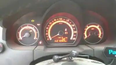 Veicolo di demolizione kia cee´d 1.6 crdi cat dell'anno 2013 alimentato d4fb