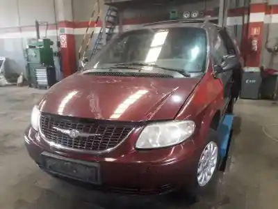 Sloopvoertuig chrysler voyager (rg) 2.5 crd se grand voyager van het jaar 2001 aangedreven vm07c