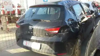 Veicolo di demolizione SEAT LEON (5F1) Style dell'anno 2014 alimentato CLHA