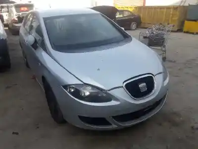 Veículo de Sucata SEAT LEON (1P1) Reference do ano 2006 alimentado 