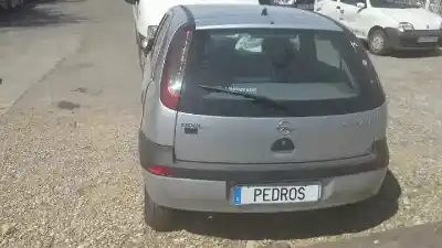 Здавання транспортного засобу opel corsa c comfort року 2001 потужний z12xe