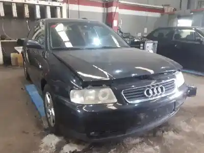 Vehículo de desguace AUDI A3 (8L) 1.9 TDI Ambiente del año 2001 con motor ASZ