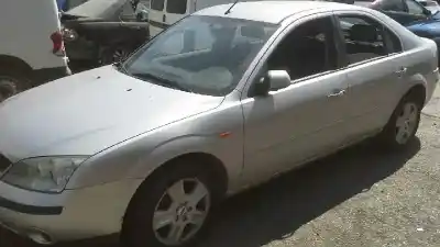 Vehicul casat ford mondeo berlina (ge) ambiente al anului 2003 alimentat hjbb