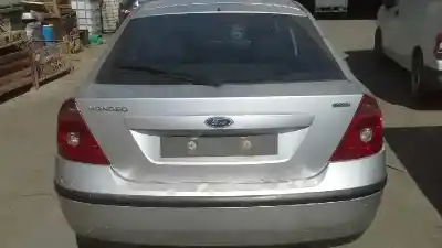 Vehicul casat ford mondeo berlina (ge) ambiente al anului 2003 alimentat hjbb