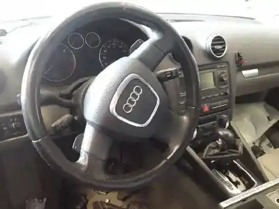 Veículo de Sucata audi a3 sportback (8p) 2.0 tdi ambition do ano 2008 alimentado bmm