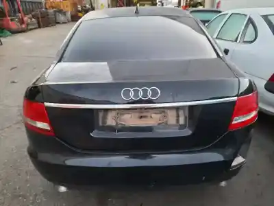 Sloopvoertuig audi a6 berlina (4f2) 2.0 tdi van het jaar 2006 aangedreven bre