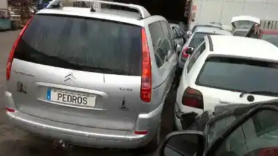 Vehicul casat citroen c8 2.2 hdi 16v premier ii al anului 2004 alimentat 4hw(dw12ted4)