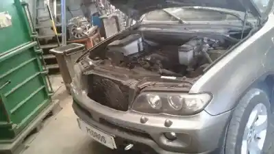Veículo de Sucata BMW X5 (E53) 3.0d do ano 2004 alimentado 