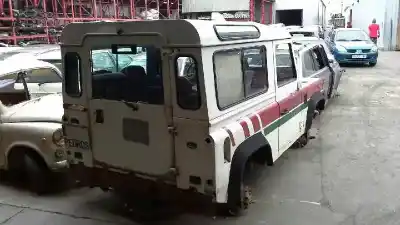 Scrapping Vehicle LAND ROVER DEFENDER (LD) 2.5 Td5 of the year 2000 powered 10P