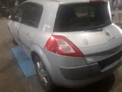 Veículo de Sucata renault megane ii classic berlina confort dynamique do ano 2004 alimentado f9q