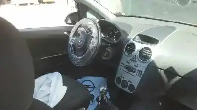 Здавання транспортного засобу opel corsa d cosmo року 2009 потужний z13dth